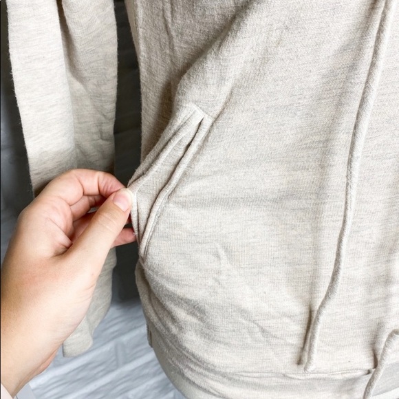 NOT FOR SALE-Monrow Revolve Mock Neck Sweater Size xs - Picture 2 of 4